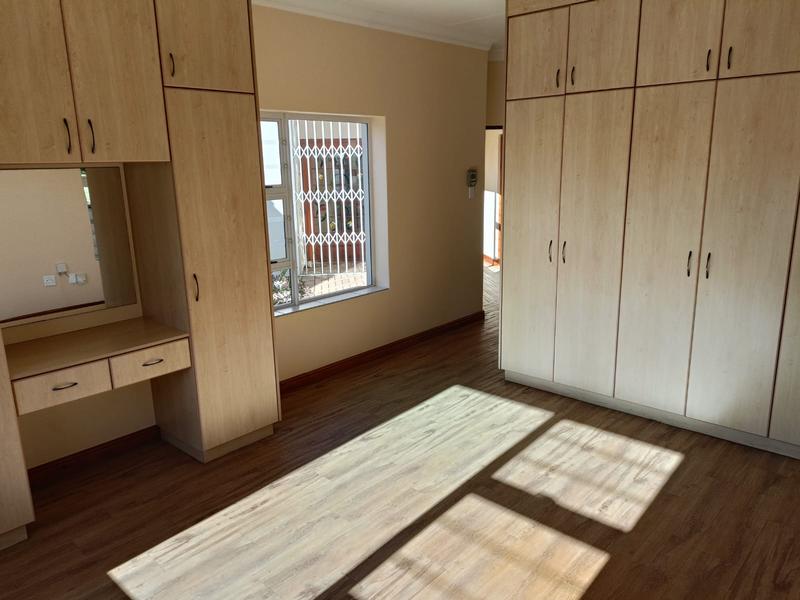 2 Bedroom Property for Sale in Groenkloof Retirement Village Western Cape